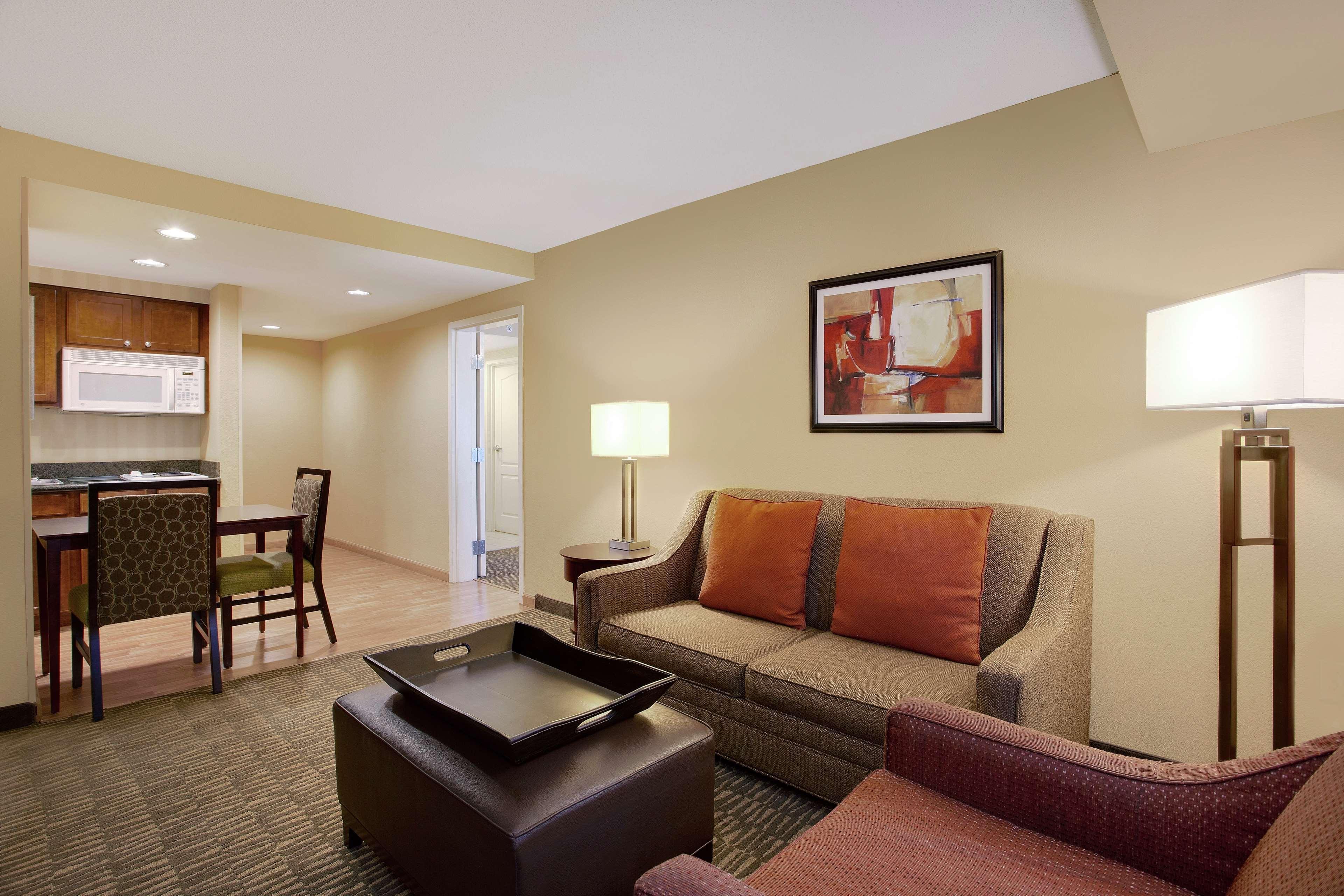 Homewood Suites By Hilton Tampa-Brandon Номер фото