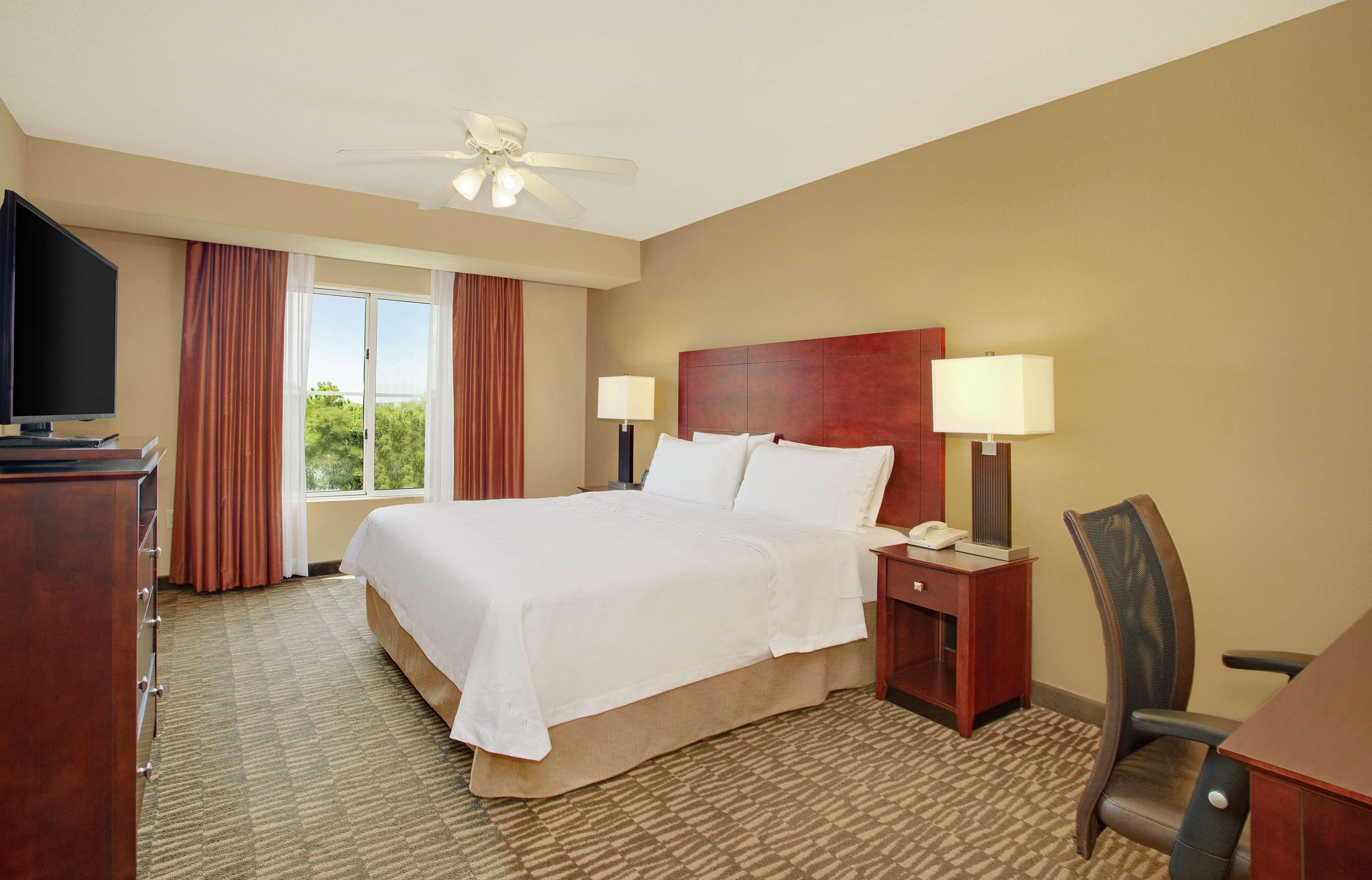 Homewood Suites By Hilton Tampa-Brandon Экстерьер фото