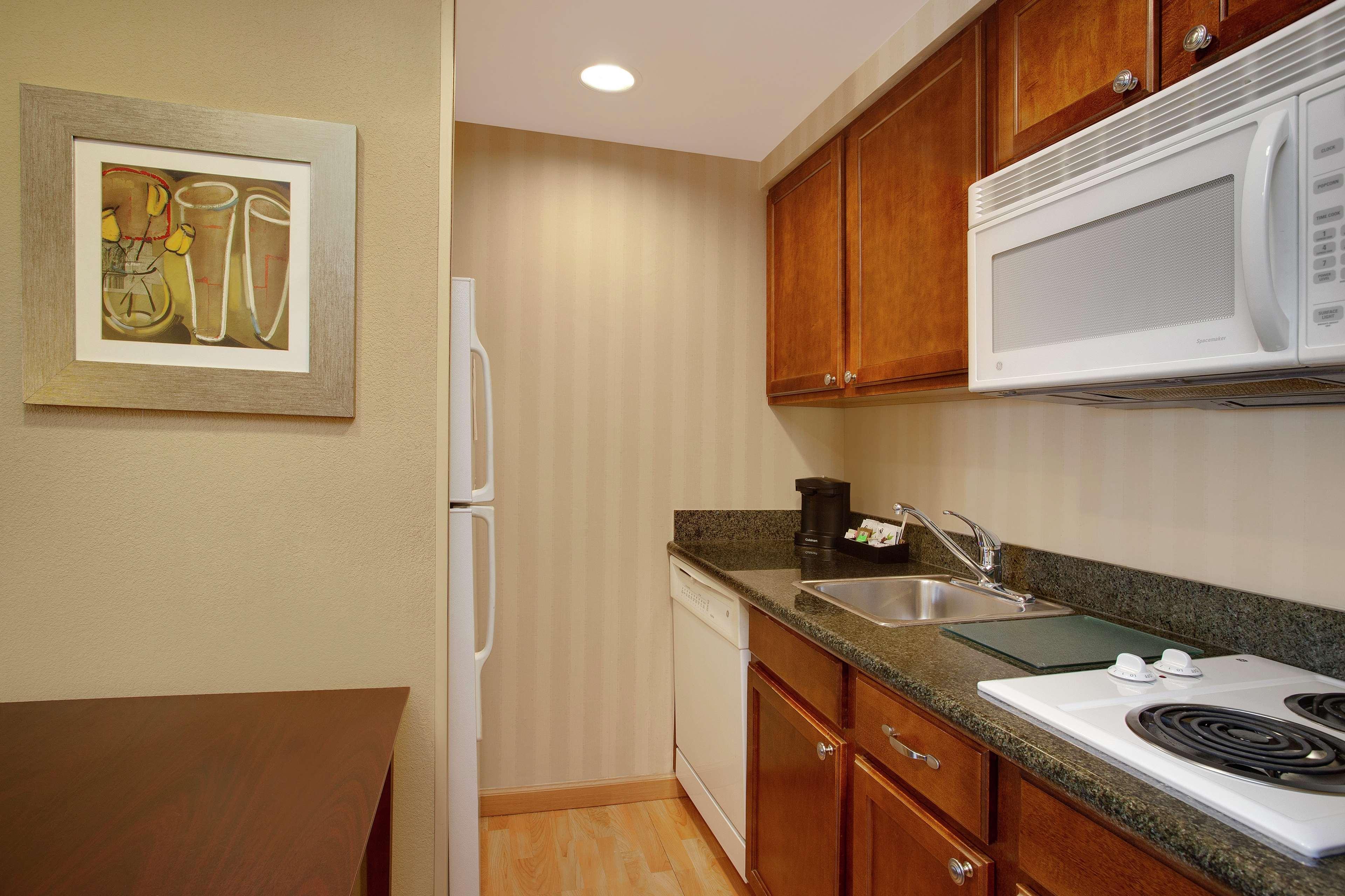 Homewood Suites By Hilton Tampa-Brandon Экстерьер фото