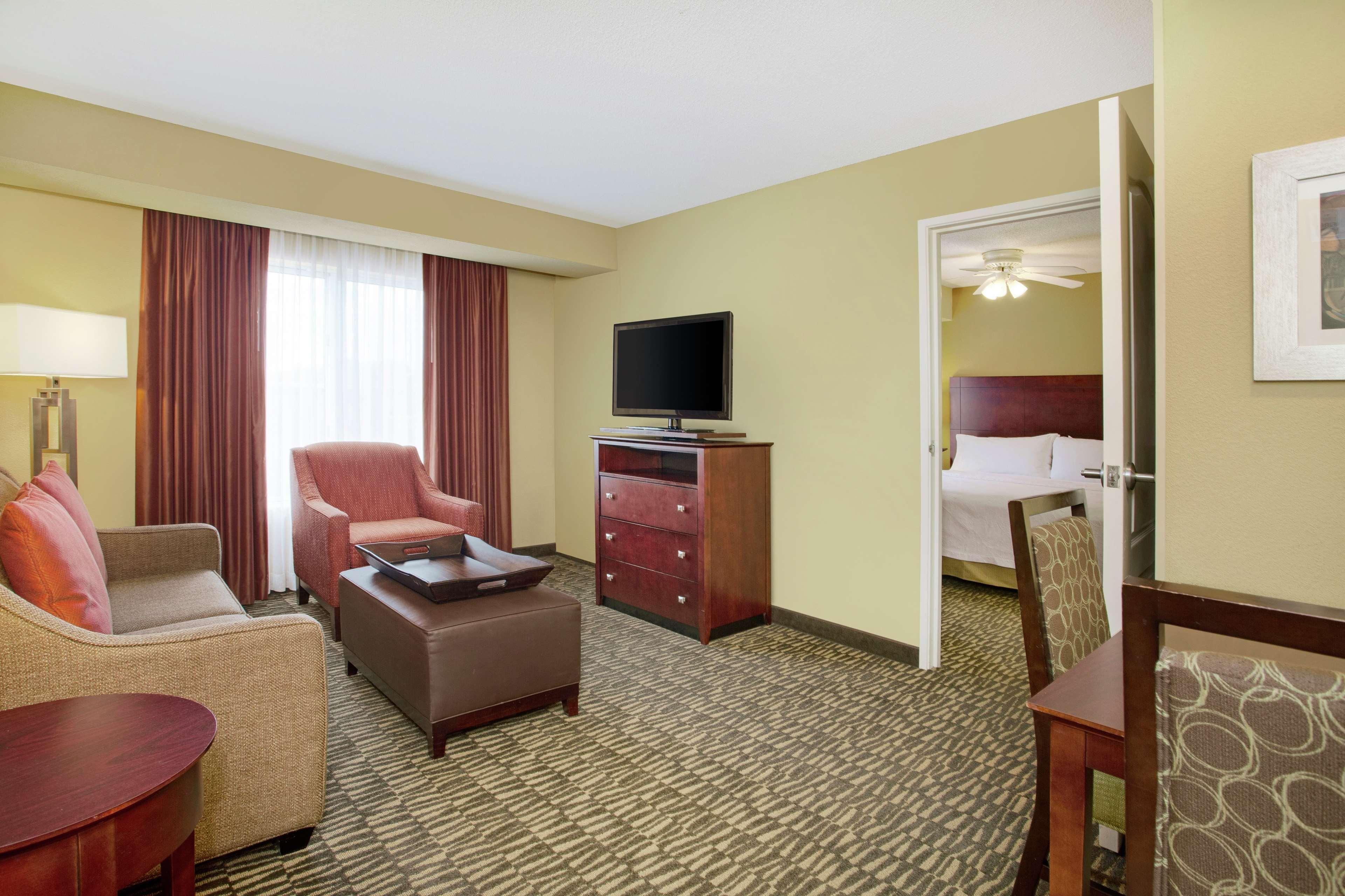 Homewood Suites By Hilton Tampa-Brandon Экстерьер фото
