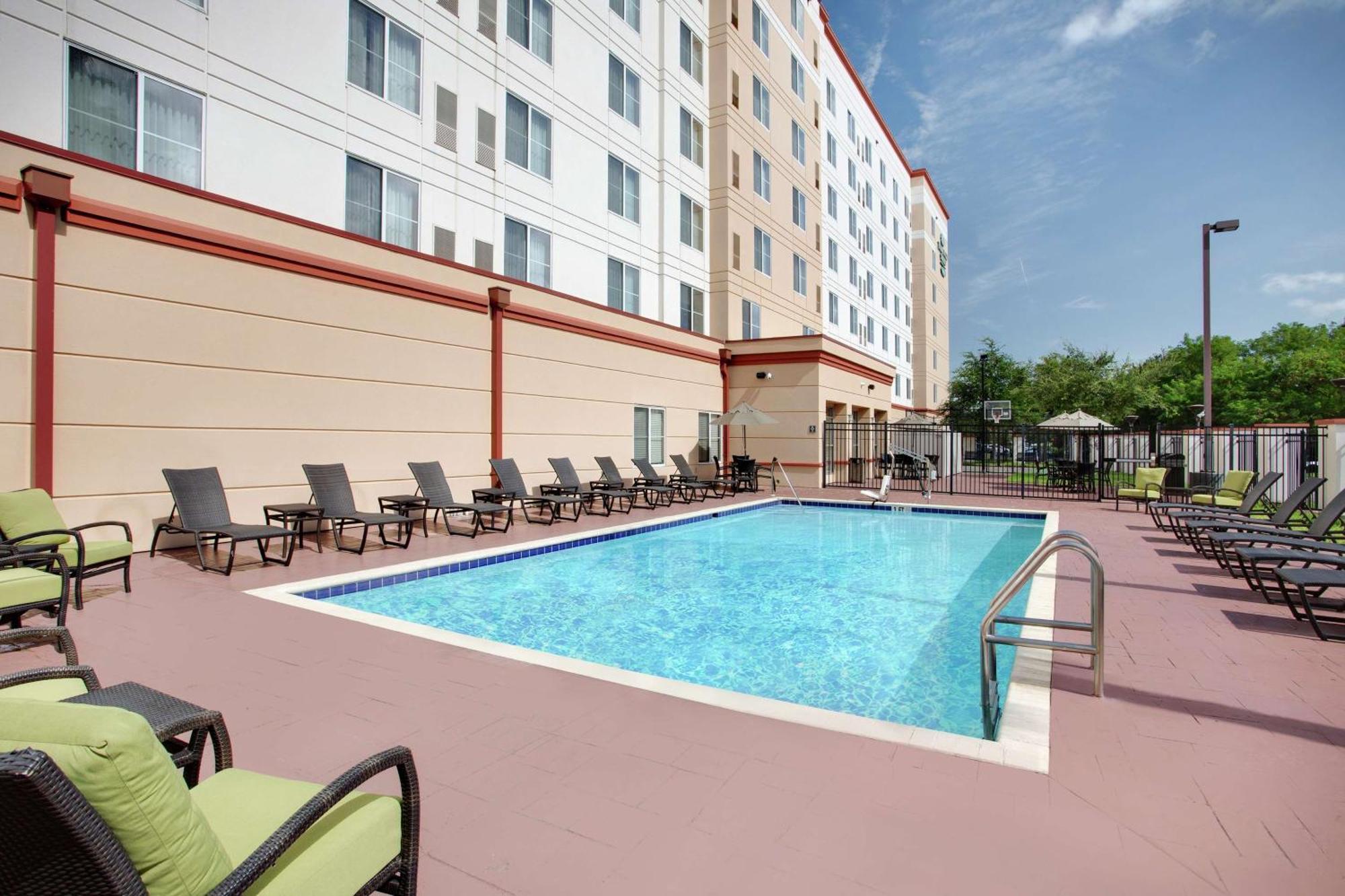 Homewood Suites By Hilton Tampa-Brandon Экстерьер фото