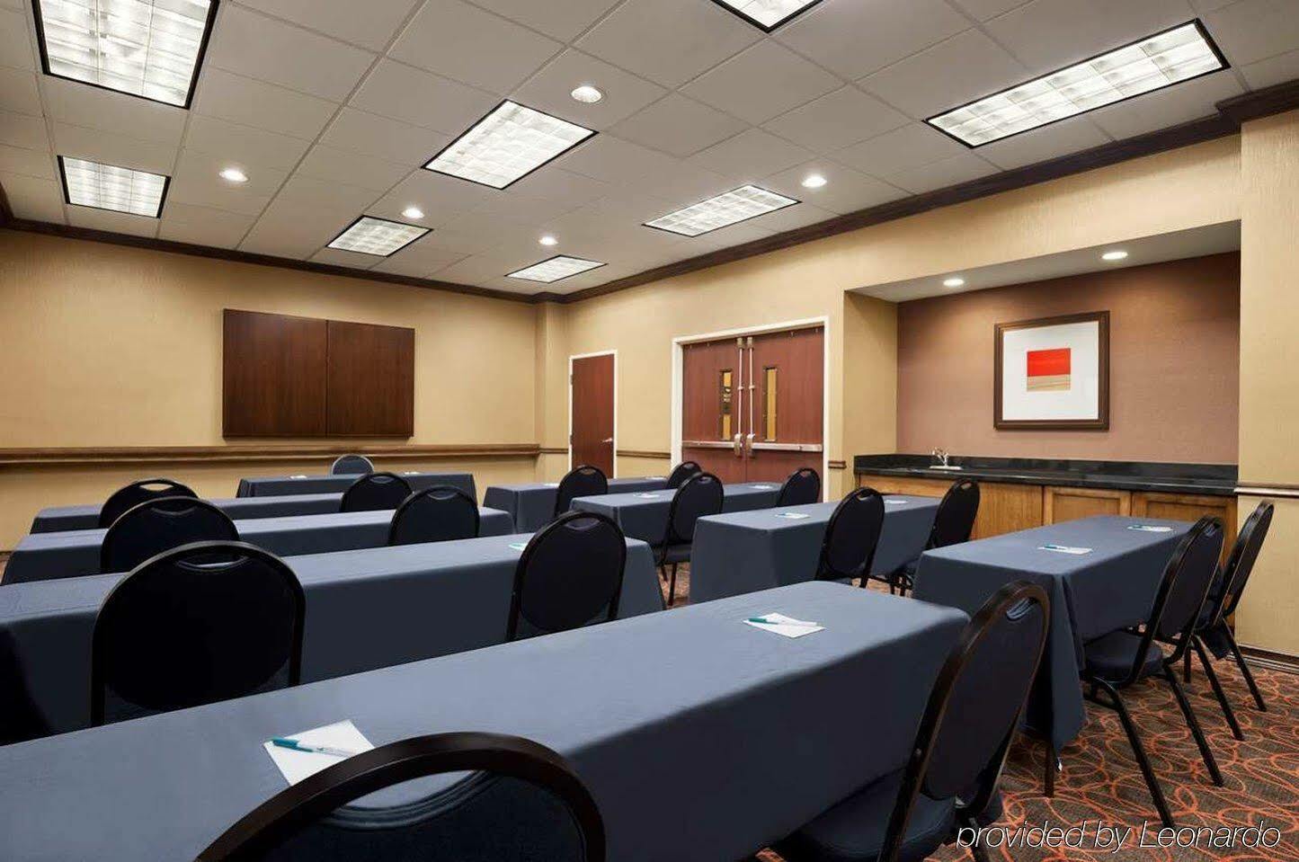 Homewood Suites By Hilton Tampa-Brandon Экстерьер фото
